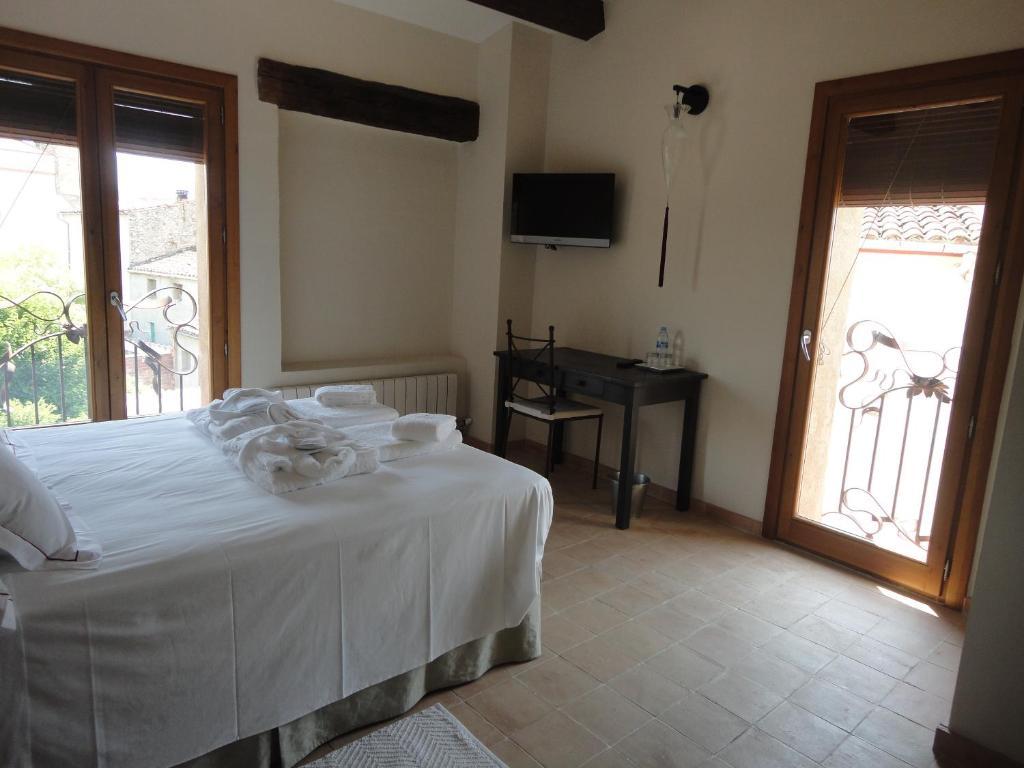 Hotel Rural Cal Torner Adults Only Guiamets Quarto foto