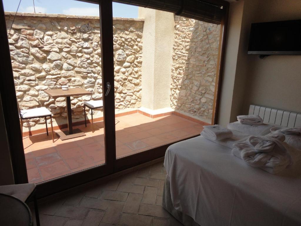 Hotel Rural Cal Torner Adults Only Guiamets Quarto foto